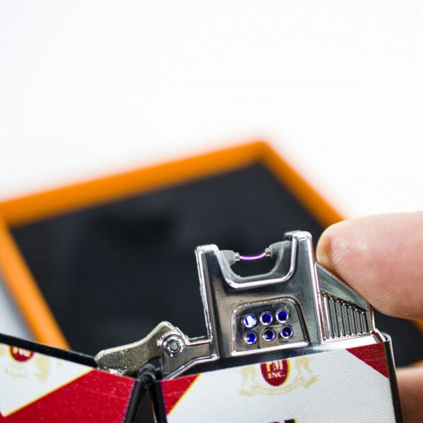 Електрозапальничка дугова від USB (ZGP 21 Мальборо) сенсорна запальничка на акумуляторі