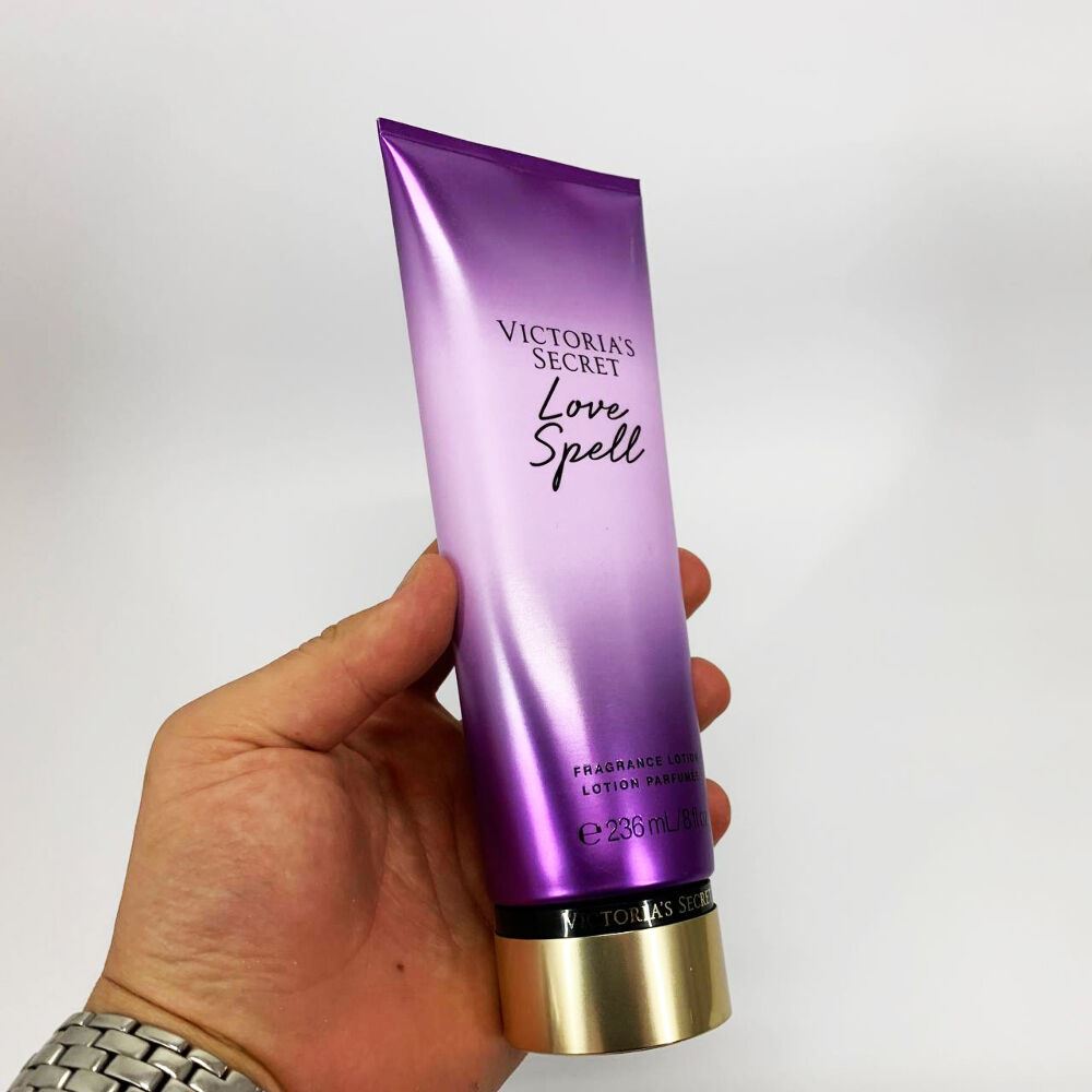 Лосьйон для тіла Victoria's Secret Love Spell 236 мл Original